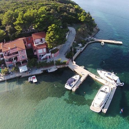 Apartments Zala Matusan Supetarska Draga Exteriér fotografie